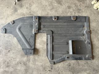 bontott BMW 1 Középső Kardánbox Burkolat