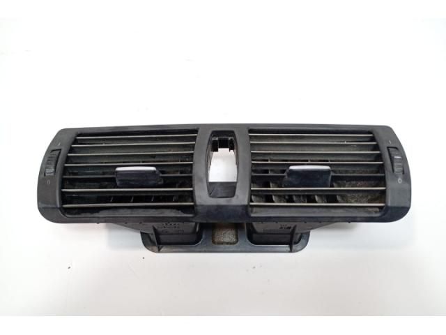 bontott BMW 1 Középső Szellőző