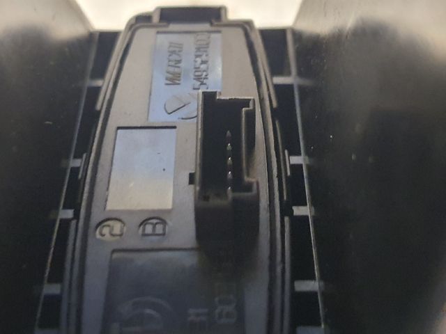 bontott BMW 1 Középső Szellőző