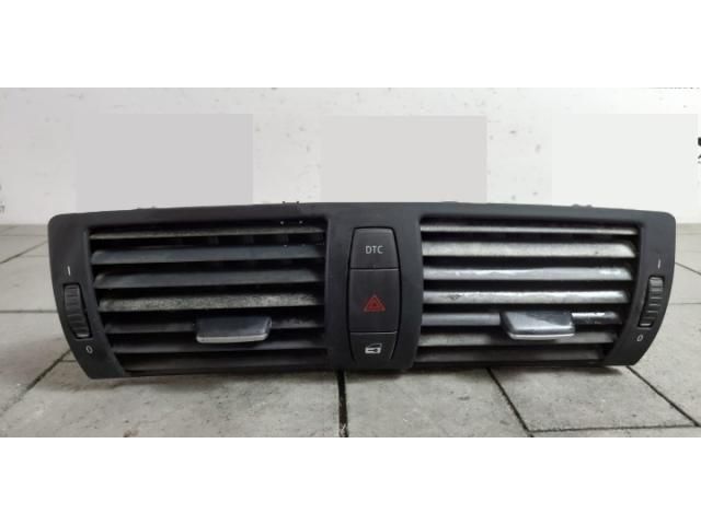 bontott BMW 1 Középső Szellőző