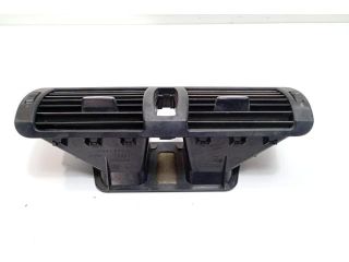 bontott BMW 1 Középső Szellőző