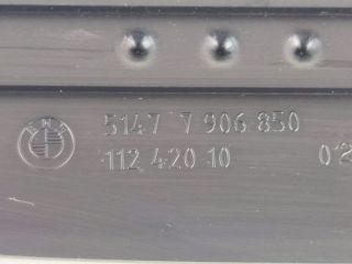 bontott BMW 1 Lábtámasz Burkolat