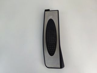 bontott BMW 1 Lábtámasz Burkolat