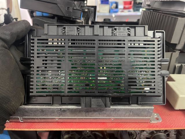 bontott BMW 1 Lámpa Vezérlő