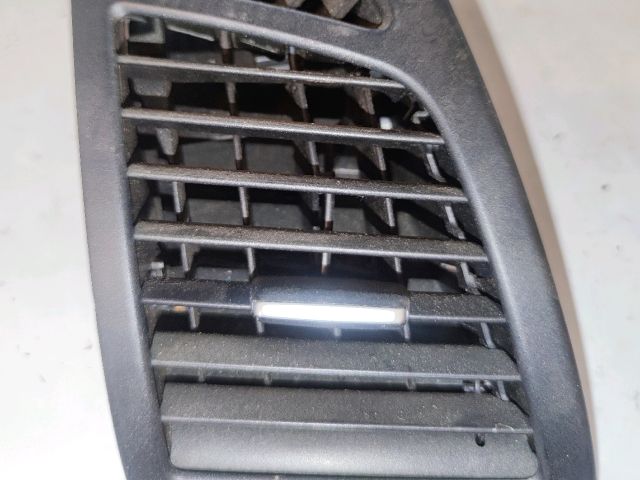 bontott BMW 1 Légbeömlő