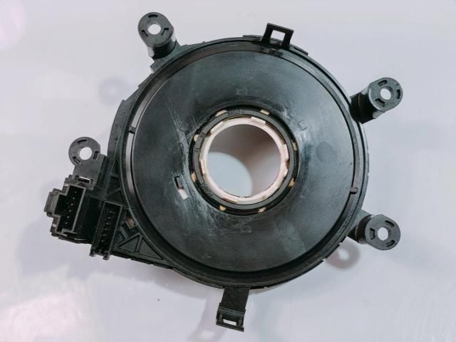 bontott BMW 1 Légzsák Átvezető Szalagkábel