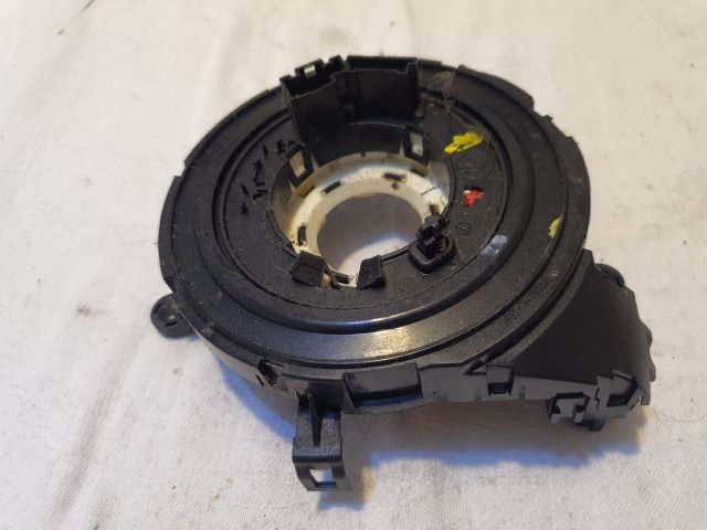 bontott BMW 1 Légzsák Átvezető Szalagkábel