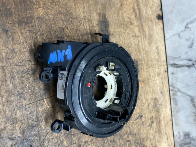 bontott BMW 1 Légzsák Átvezető Szalagkábel