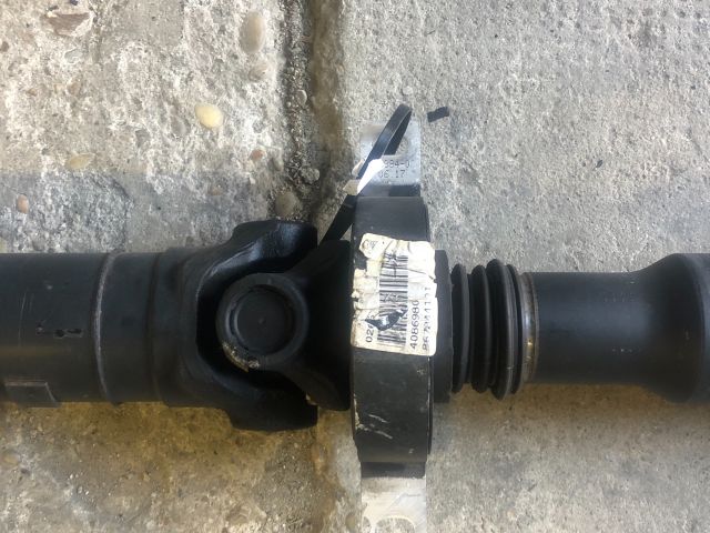 bontott BMW 1 Kardántengely