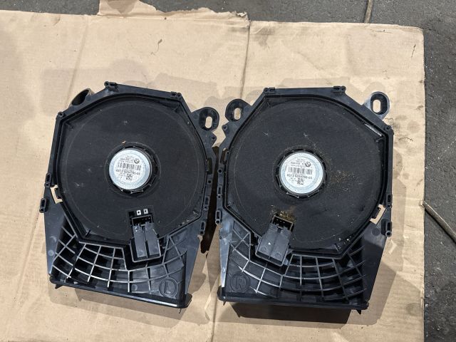 bontott BMW 1 Mélynyomó Hangszóró