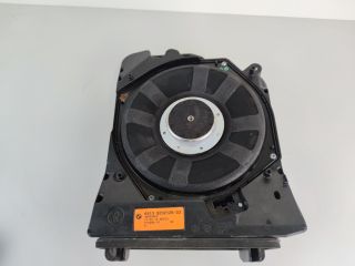 bontott BMW 1 Mélynyomó Hangszóró