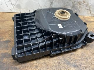 bontott BMW 1 Mélynyomó Hangszóró