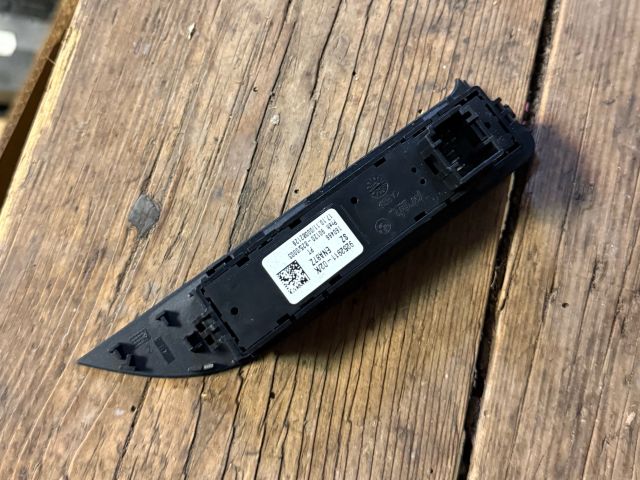 bontott BMW 1 Menetstabilizátor Kapcsoló