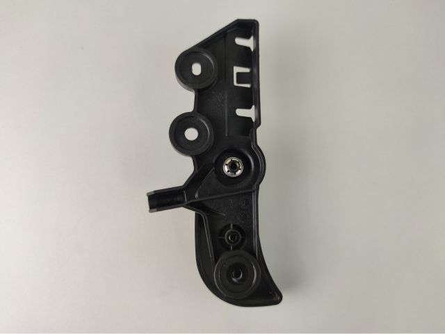 bontott BMW 1 Motorháztető Nyitó Kar / Gomb