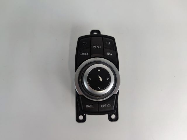 bontott BMW 1 Multimédia Vezérlő