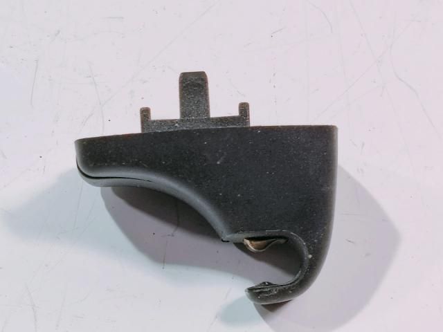 bontott BMW 1 Napellenző Tartó (Pozíciófüggetlen)