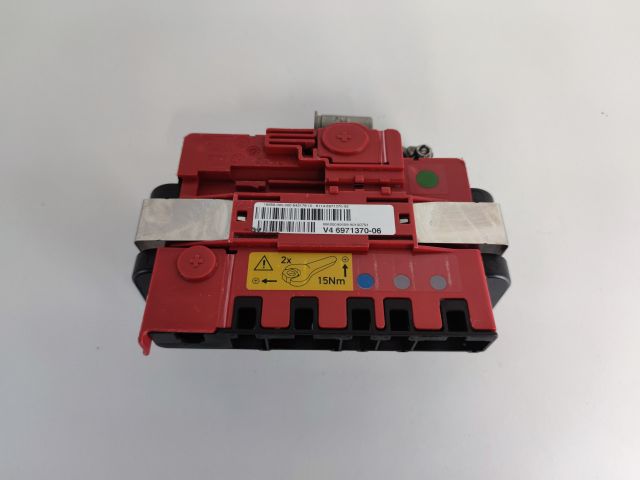 bontott BMW 1 Pozitív Kábel Elosztó