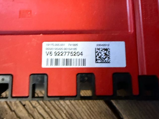 bontott BMW 1 Pozitív Kábel Elosztó