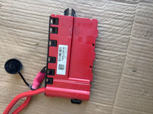 bontott BMW 1 Pozitív Kábel