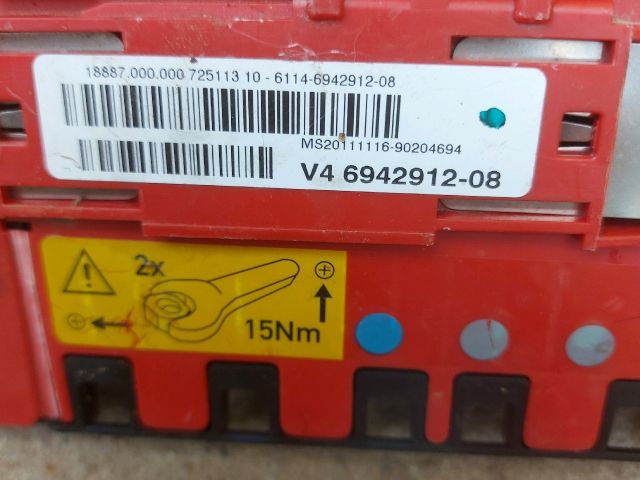 bontott BMW 1 Pozitív Kábel