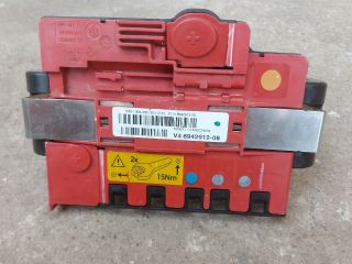 bontott BMW 1 Pozitív Kábel