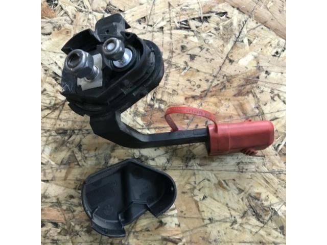 bontott BMW 1 Pozitív Kábel