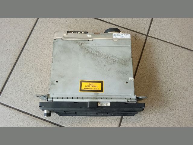 bontott BMW 1 Rádió / CD