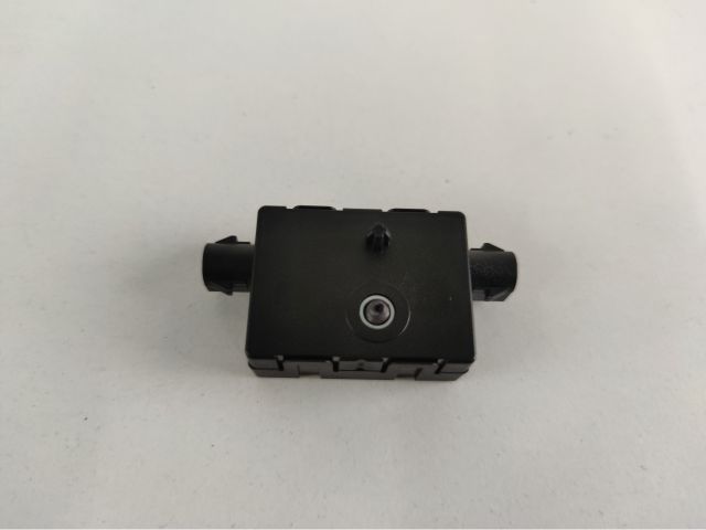 bontott BMW 1 Rádió Zavarszűrő