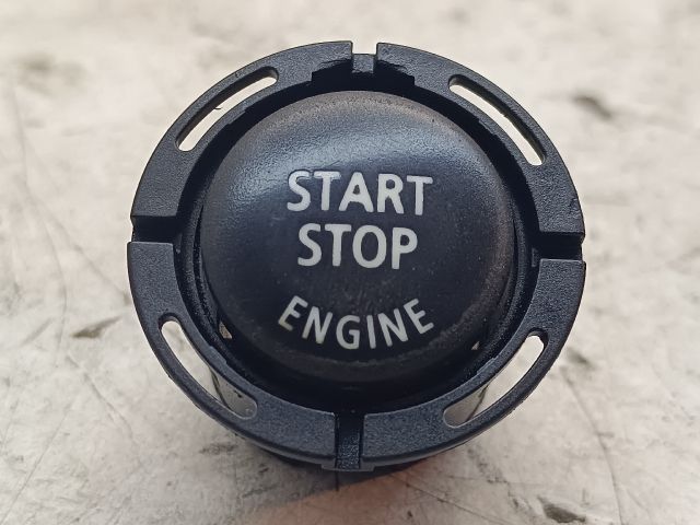 bontott BMW 1 Start / Stop Indító Gomb