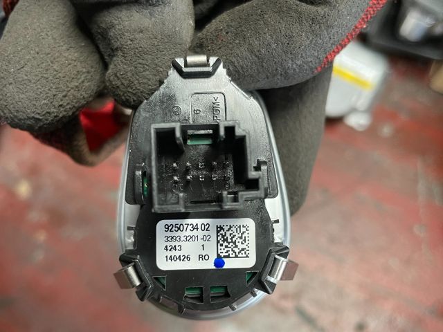 bontott BMW 1 Start / Stop Indító Gomb