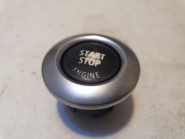 bontott BMW 1 Start / Stop Indító Gomb