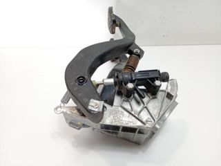 bontott BMW 1 Tartó Bak