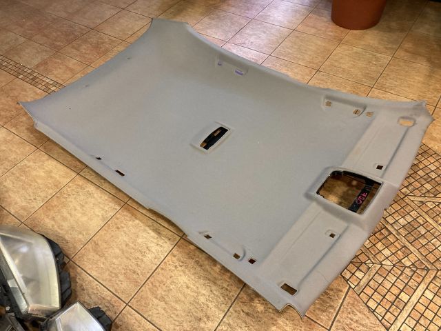 bontott BMW 1 Tetőkárpit