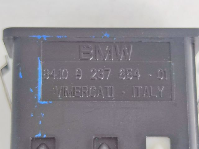 bontott BMW 1 USB Aljzat