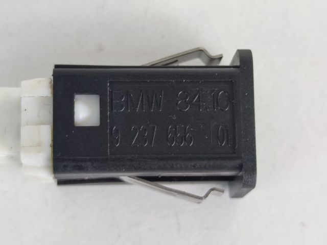 bontott BMW 1 USB Aljzat