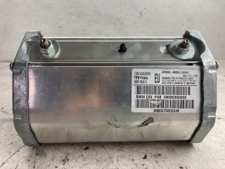 bontott BMW 1 Utasoldali Légzsák