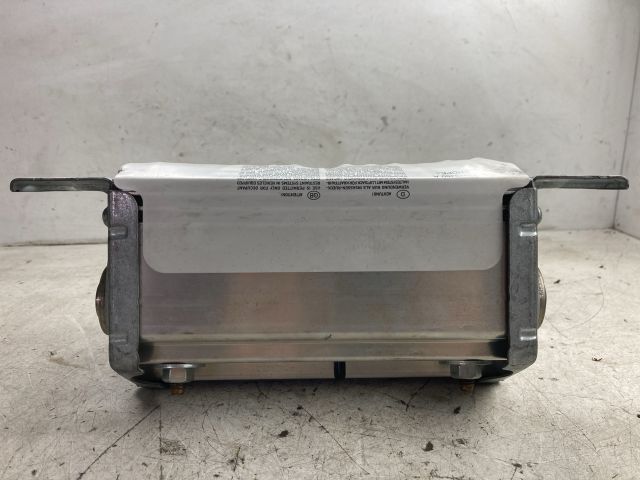 bontott BMW 1 Utasoldali Légzsák