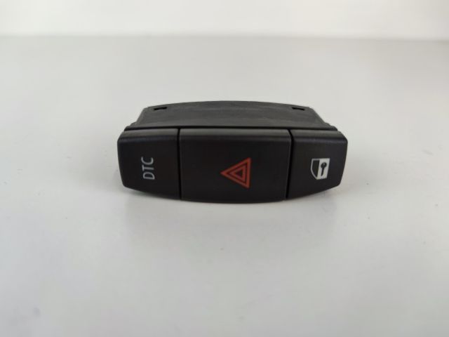 bontott BMW 1 Vészvillogó Kapcsoló