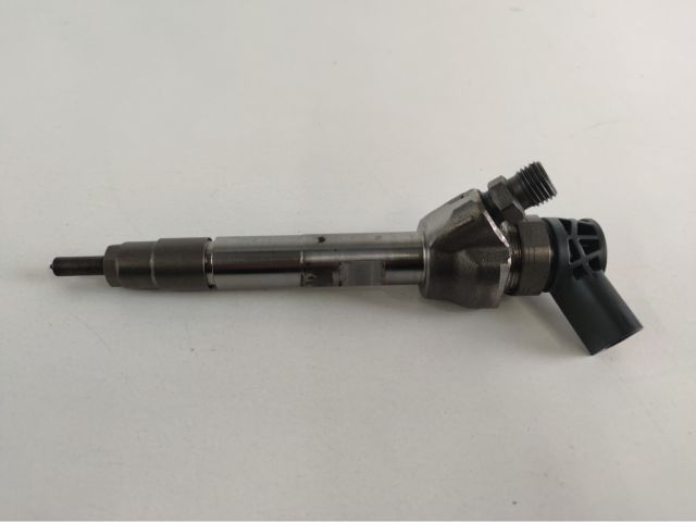 bontott BMW 2 Porlasztó Sor / Híd