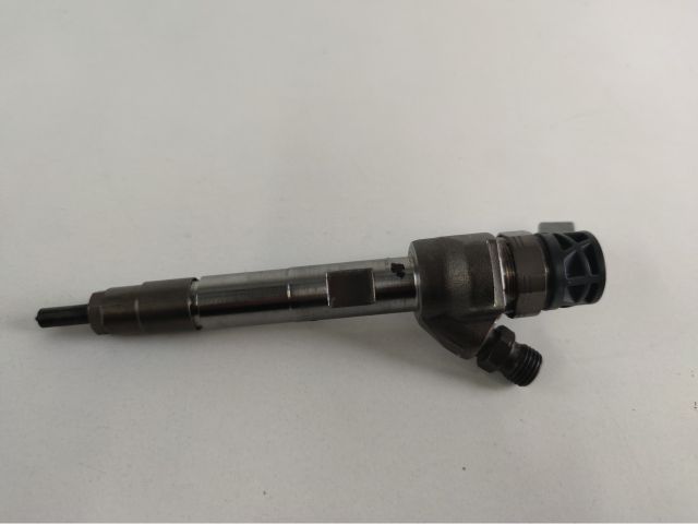 bontott BMW 2 Porlasztó Sor / Híd