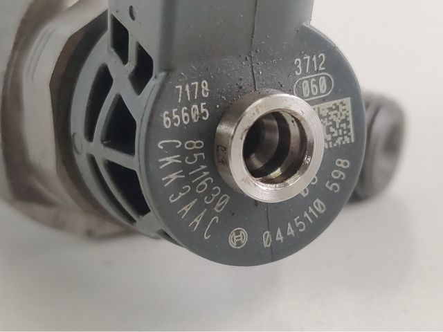 bontott BMW 2 Porlasztó Sor / Híd