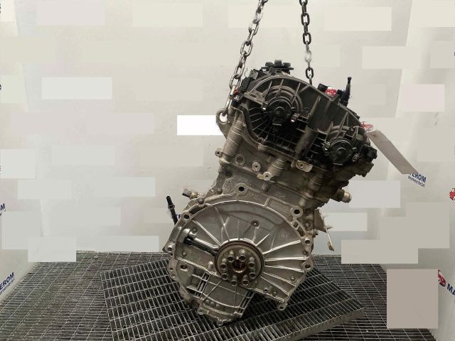bontott BMW 2 Motor (Fűzött blokk hengerfejjel)