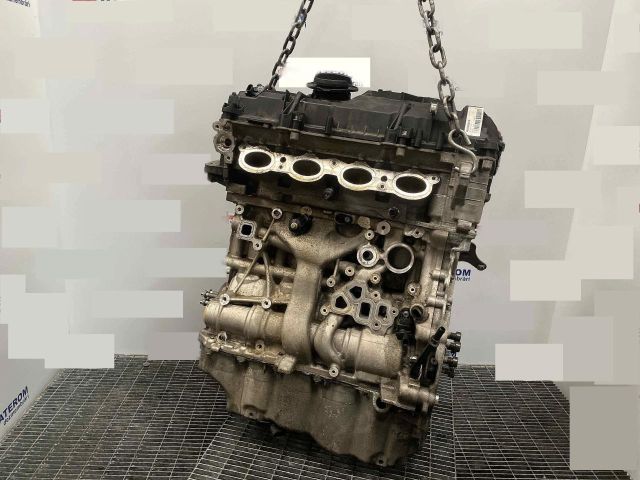 bontott BMW 2 Motor (Fűzött blokk hengerfejjel)