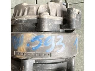 bontott BMW 2 Vízpumpa