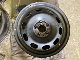 bontott BMW 2 Acélfelni Szett