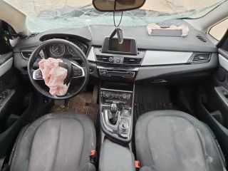 bontott BMW 2 Bal első Ajtó Kárpit