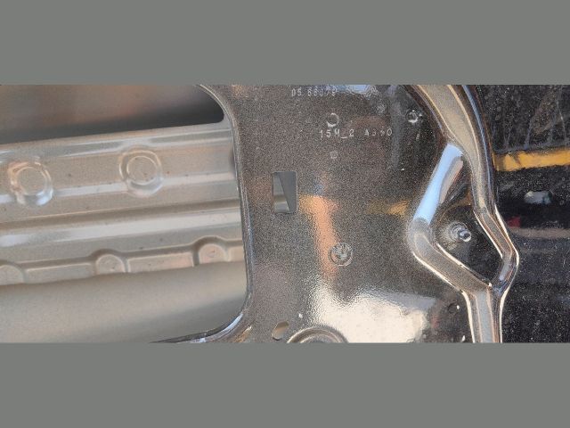 bontott BMW 2 Bal első Ajtó (Üres lemez)