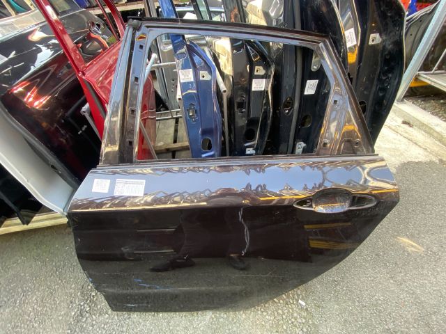 bontott BMW 2 Bal első Ajtó (Üres lemez)