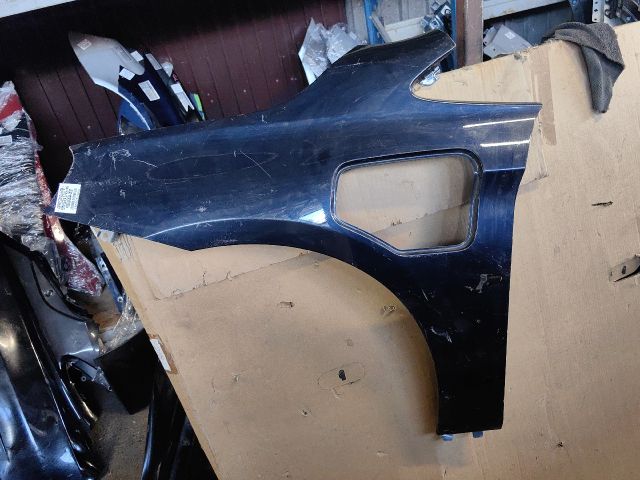 bontott BMW 2 Bal első Sárvédő