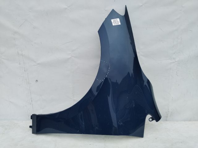 bontott BMW 2 Bal első Sárvédő